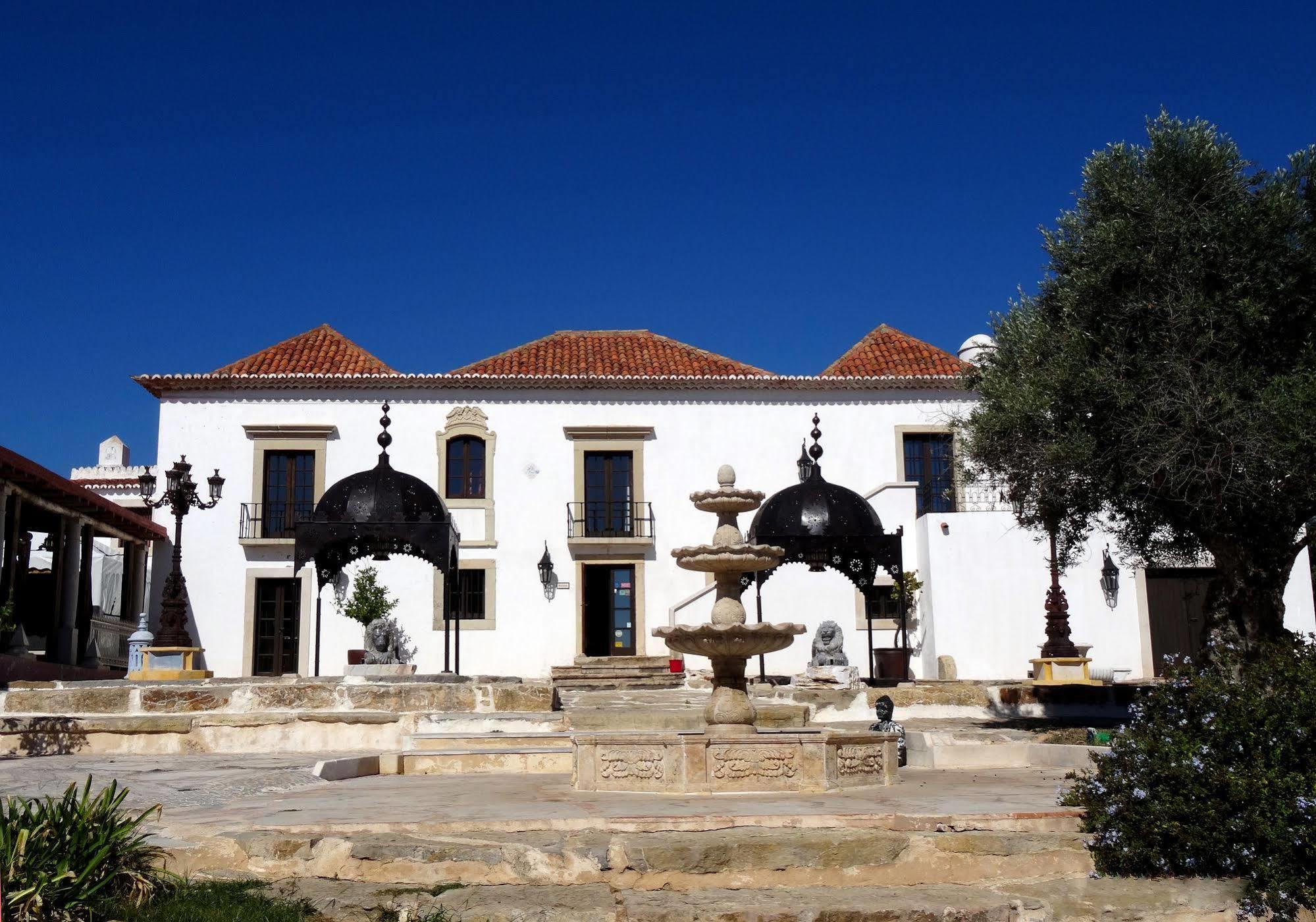 Hotel De Charme Capela Das Artes Armacao de Pera Exterior photo